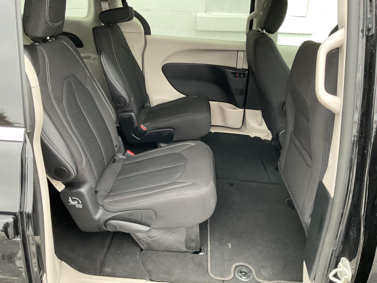 2024 Chrysler Grand Caravan SXT Front-Wheel Drive Passenger Van Photo