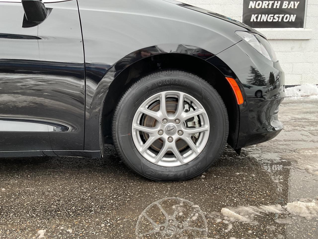 2024 Chrysler Grand Caravan SXT Front-Wheel Drive Passenger Van Photo