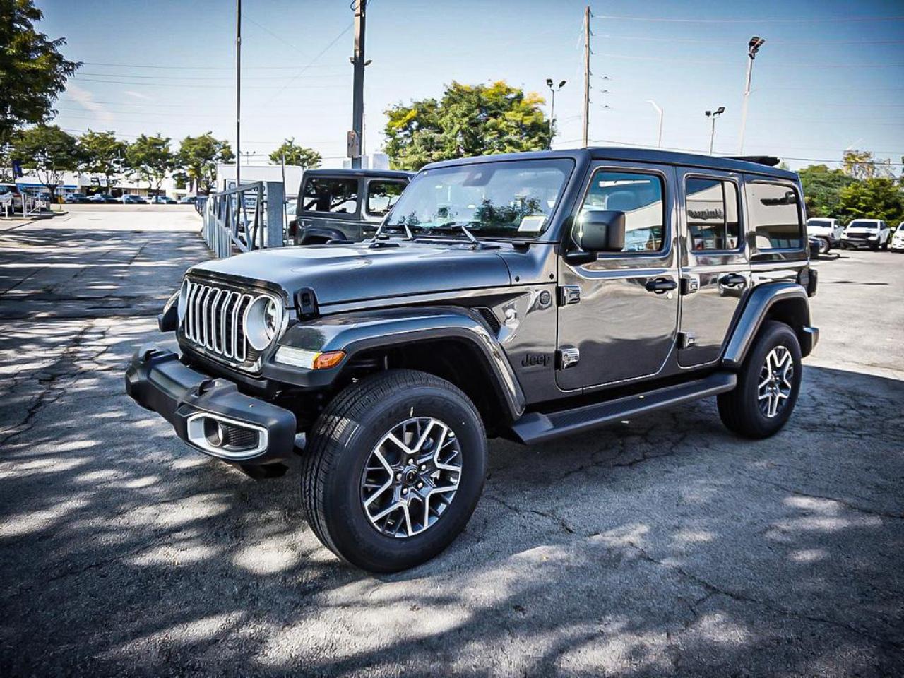 2025 Jeep Wrangler  Photo4