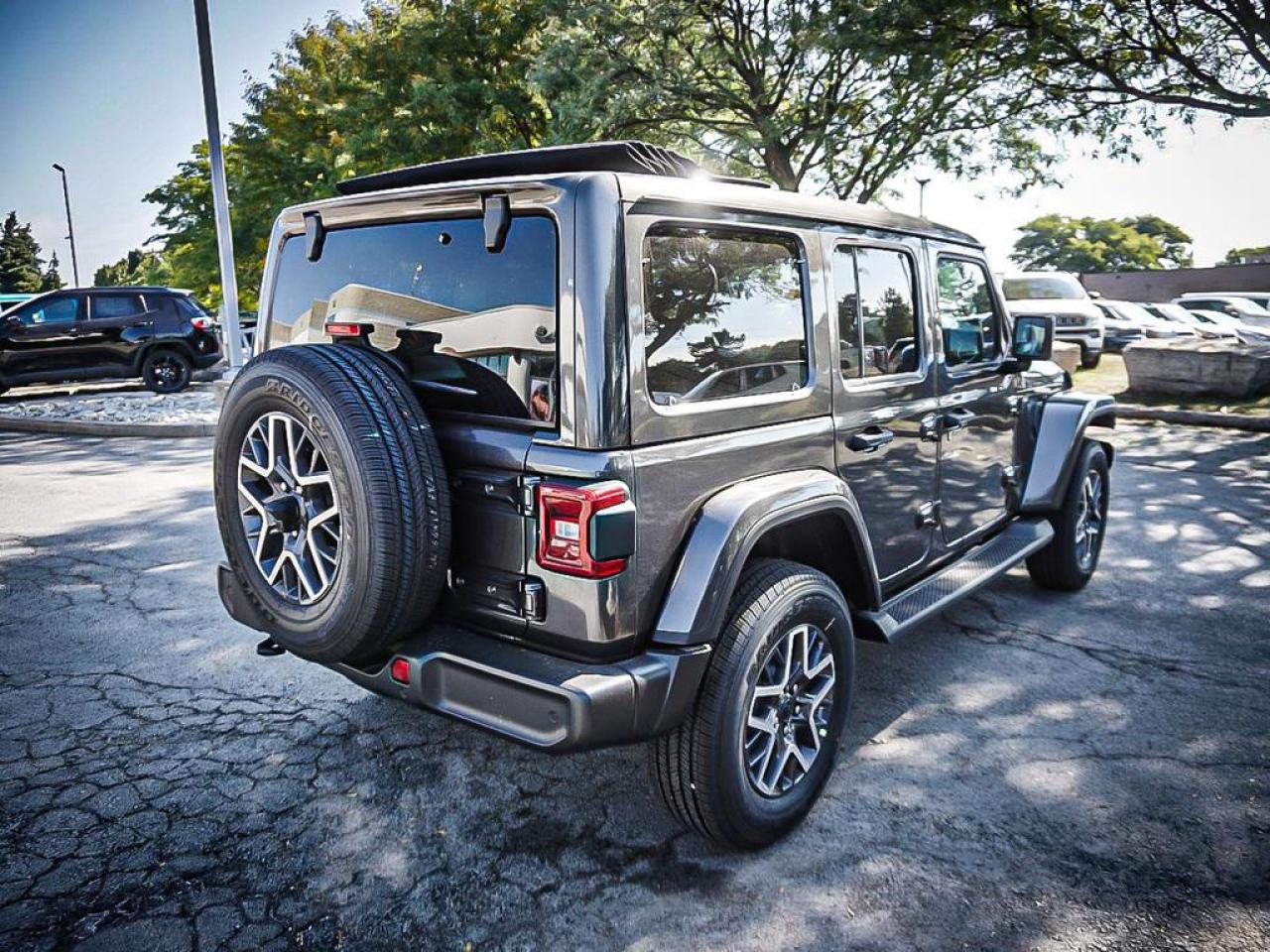 2025 Jeep Wrangler  Photo