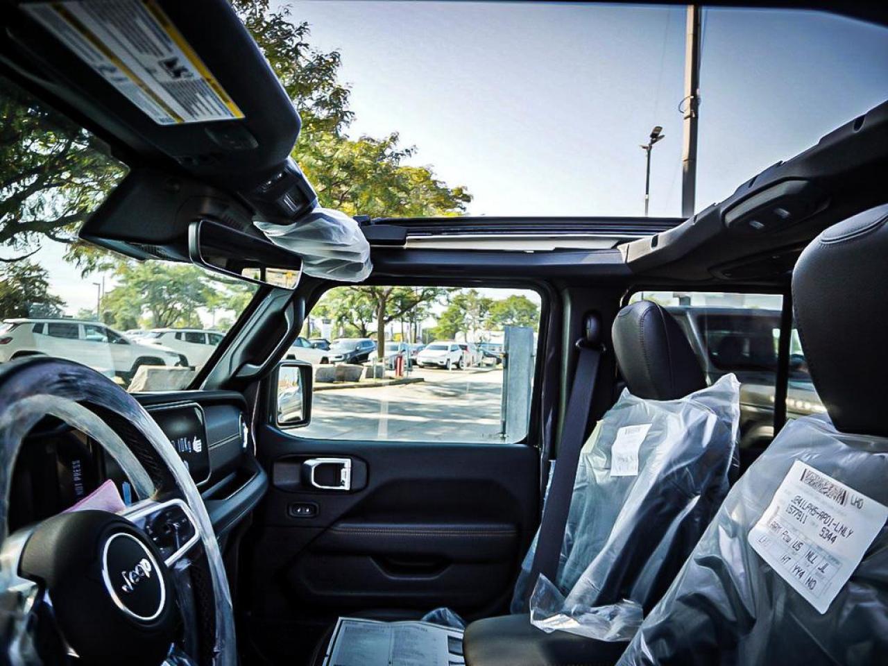 2025 Jeep Wrangler  Photo