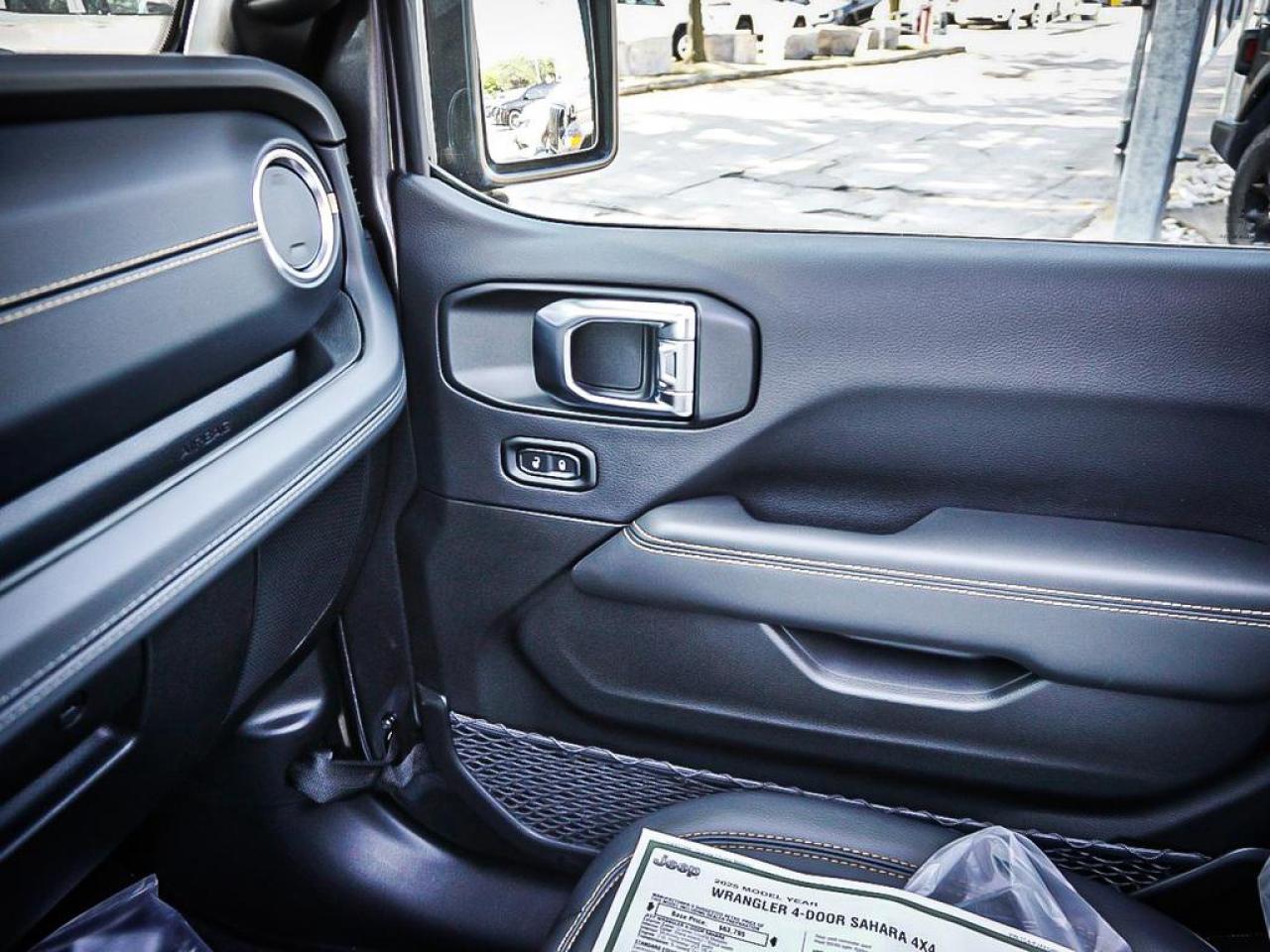 2025 Jeep Wrangler  Photo