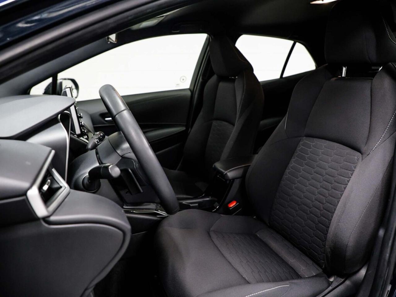 2021 Toyota Corolla Hatchback  Photo