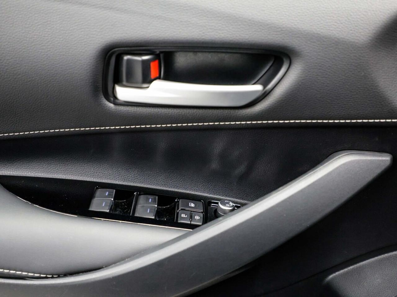 2021 Toyota Corolla Hatchback  Photo