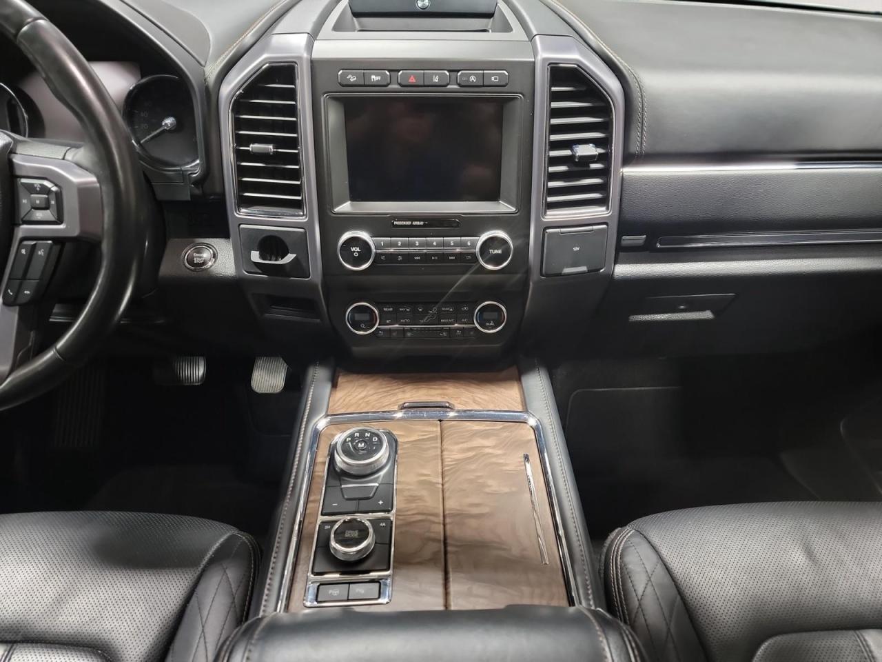 2021 Ford Expedition Platinum 4dr 4x4 Photo