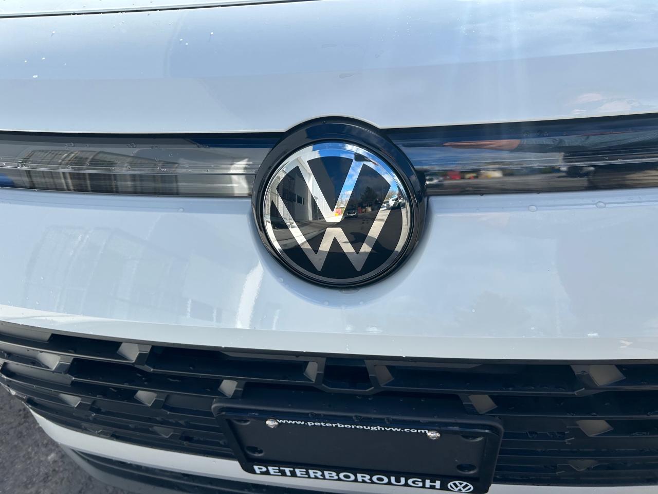 2026 Volkswagen Tiguan Comfortline 4dr All-wheel Drive 4MOTION Photo