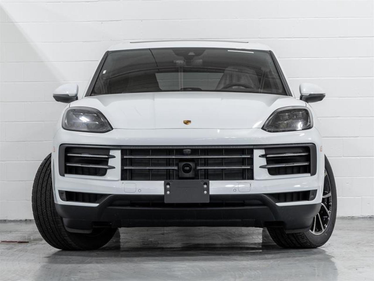 2025 Porsche Cayenne  Photo