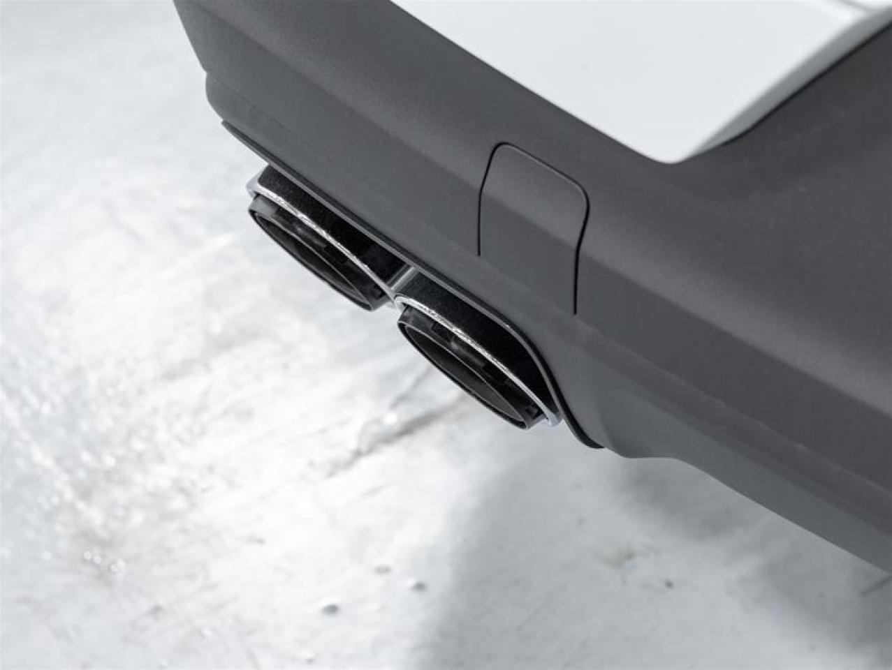 2025 Porsche Cayenne  Photo