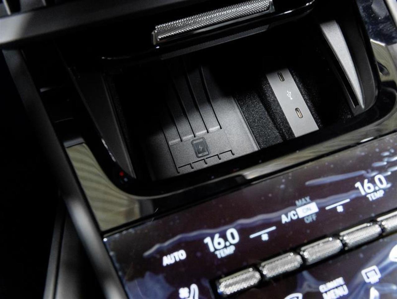 2025 Porsche Cayenne  Photo