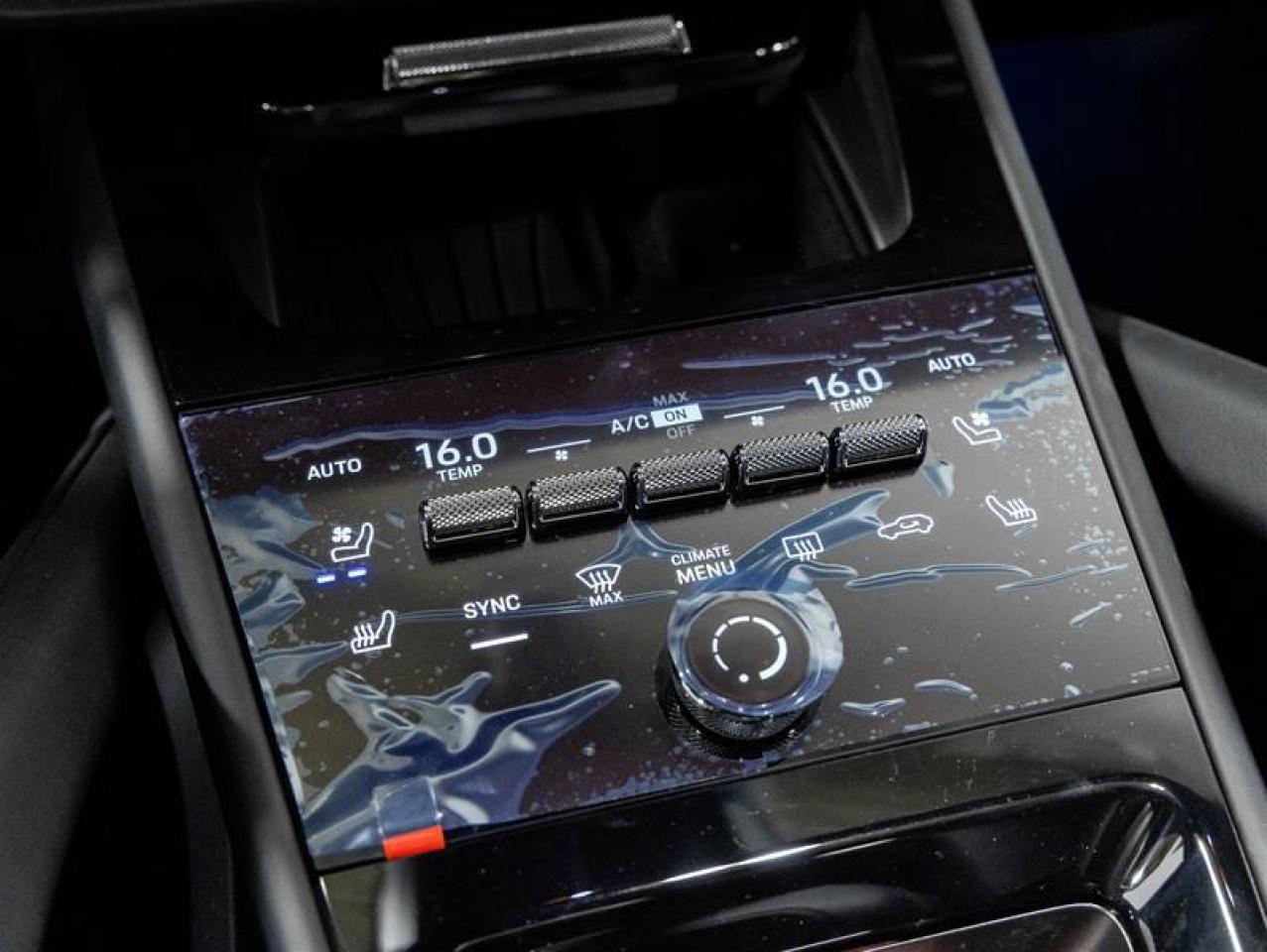 2025 Porsche Cayenne  Photo