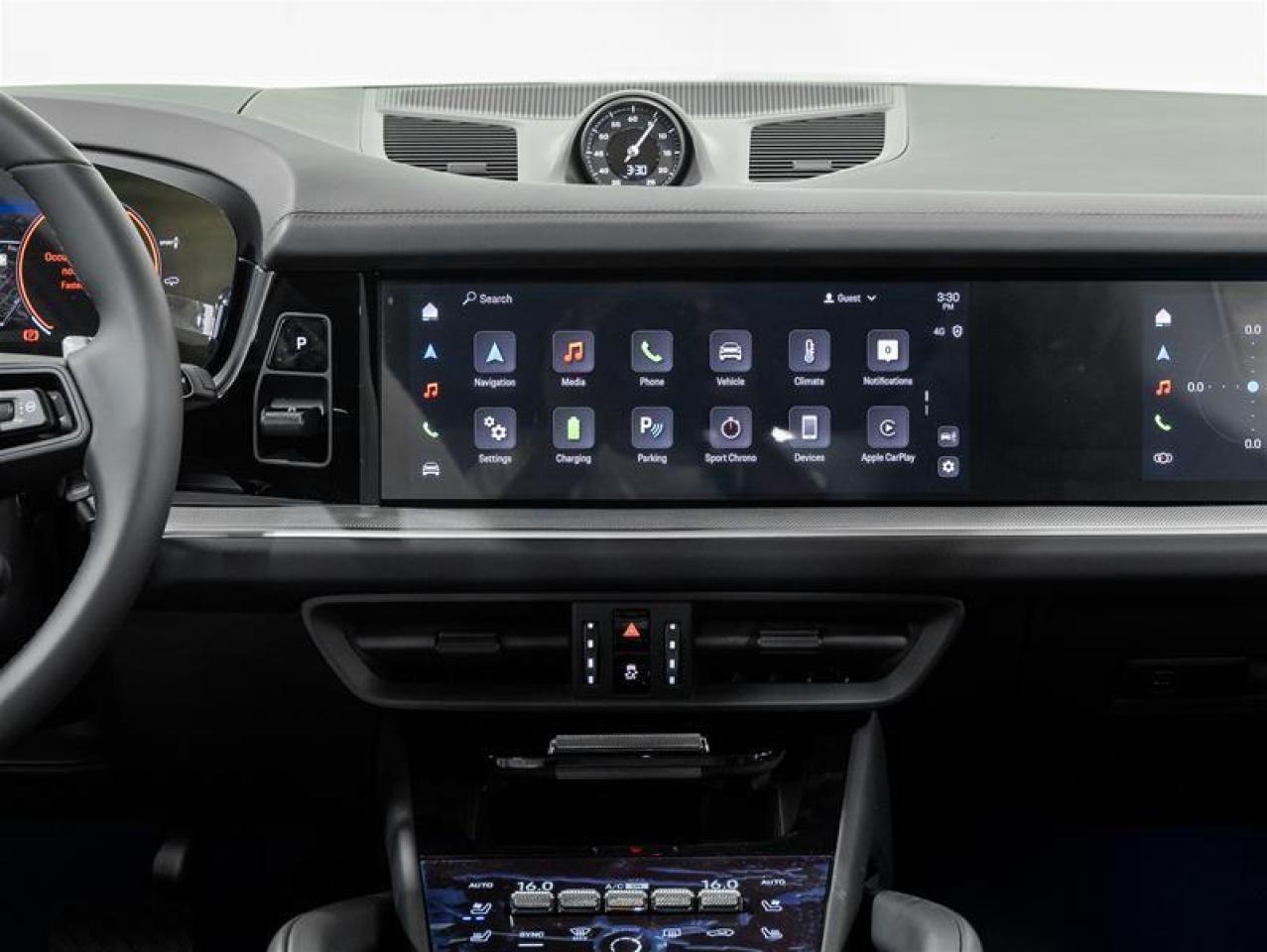 2025 Porsche Cayenne  Photo