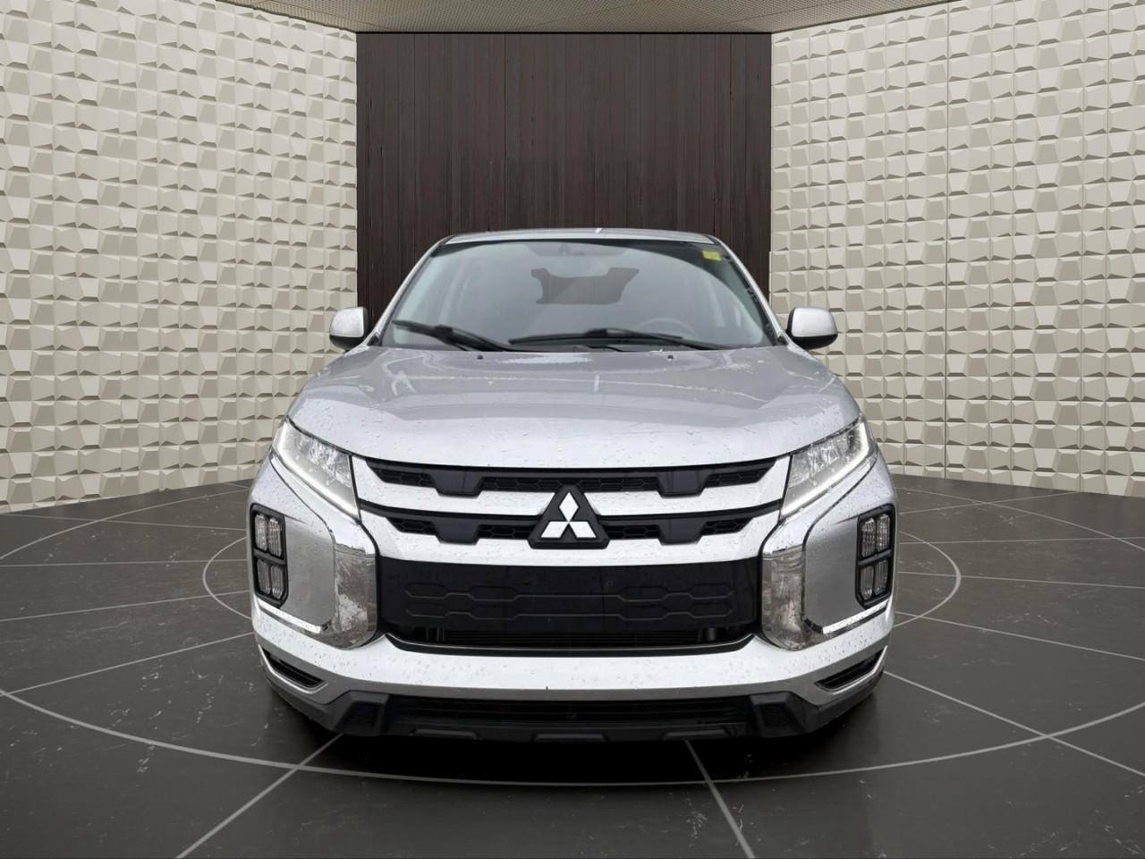 2023 Mitsubishi RVR ES 4dr AWC Photo