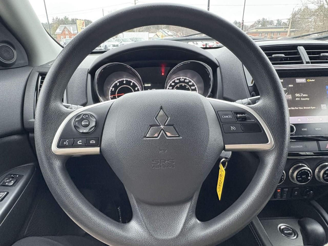 2023 Mitsubishi RVR ES 4dr AWC Photo