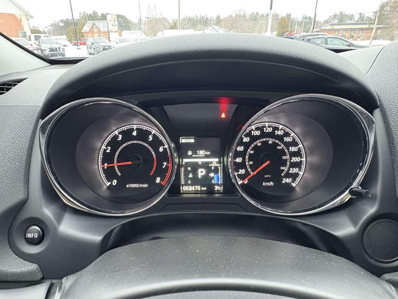 2023 Mitsubishi RVR ES 4dr AWC Photo