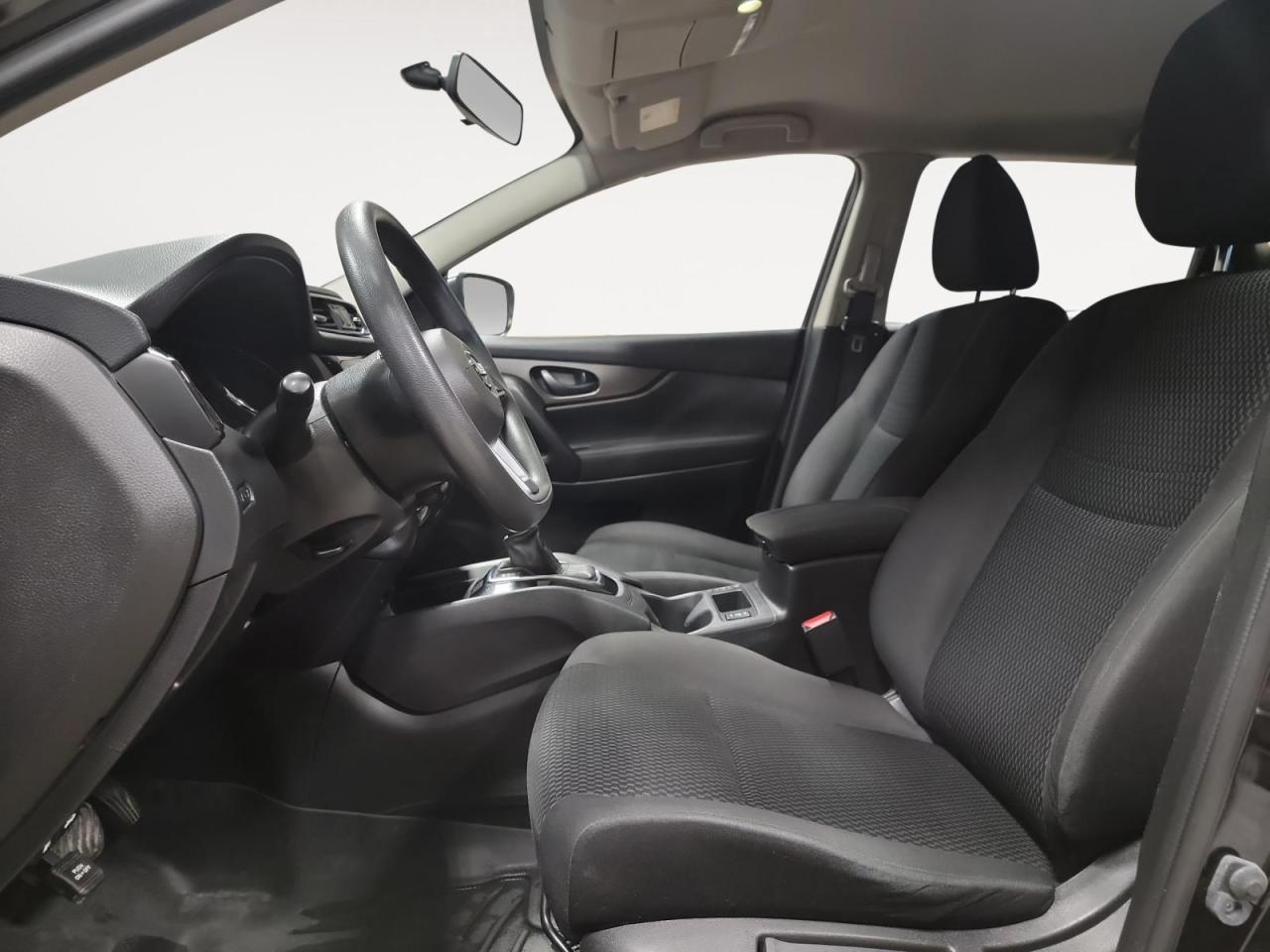 2018 Nissan Qashqai S (CVT) 4dr Front-Wheel Drive Photo