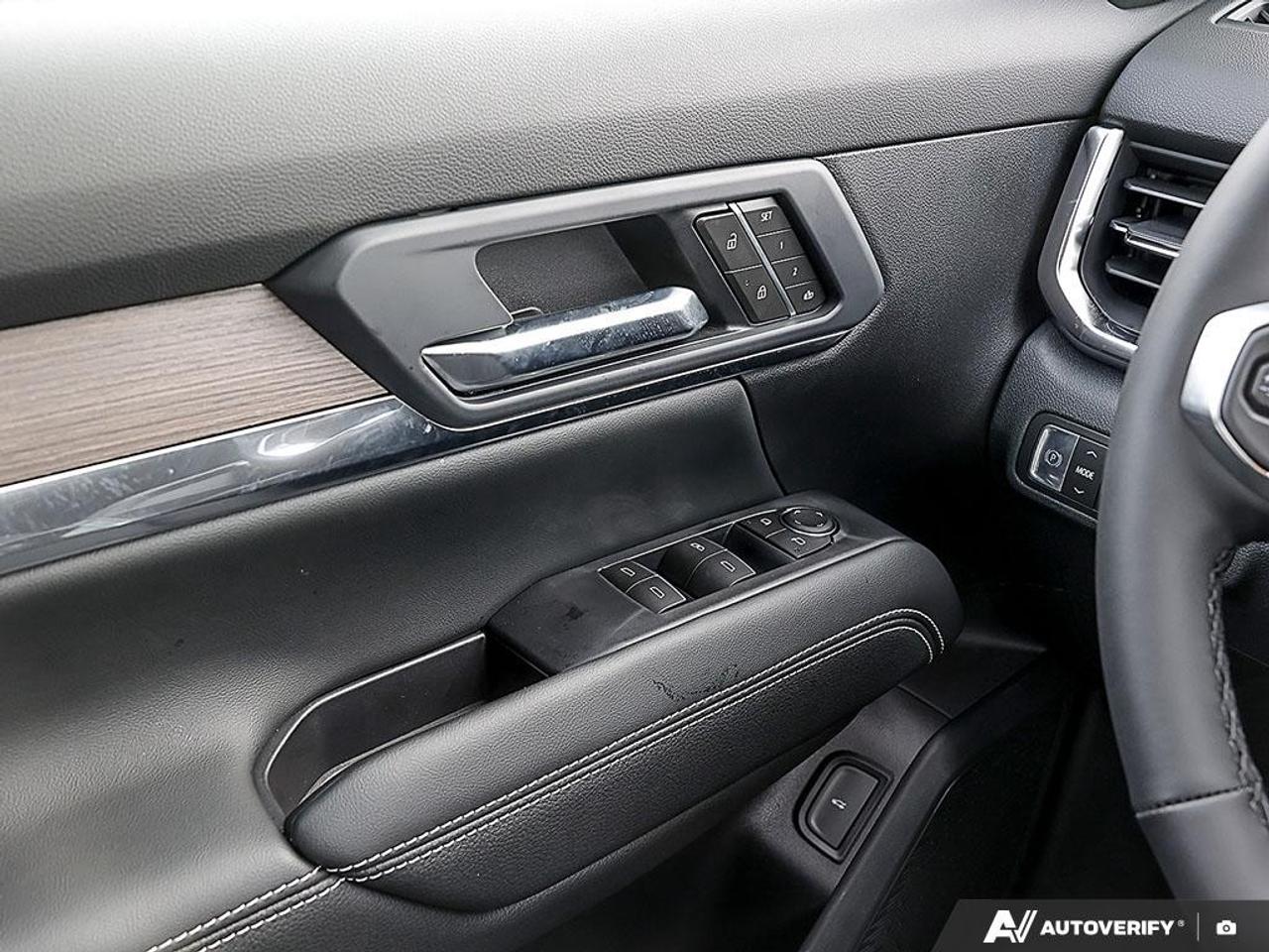 2026 GMC Terrain AWD Denali Photo