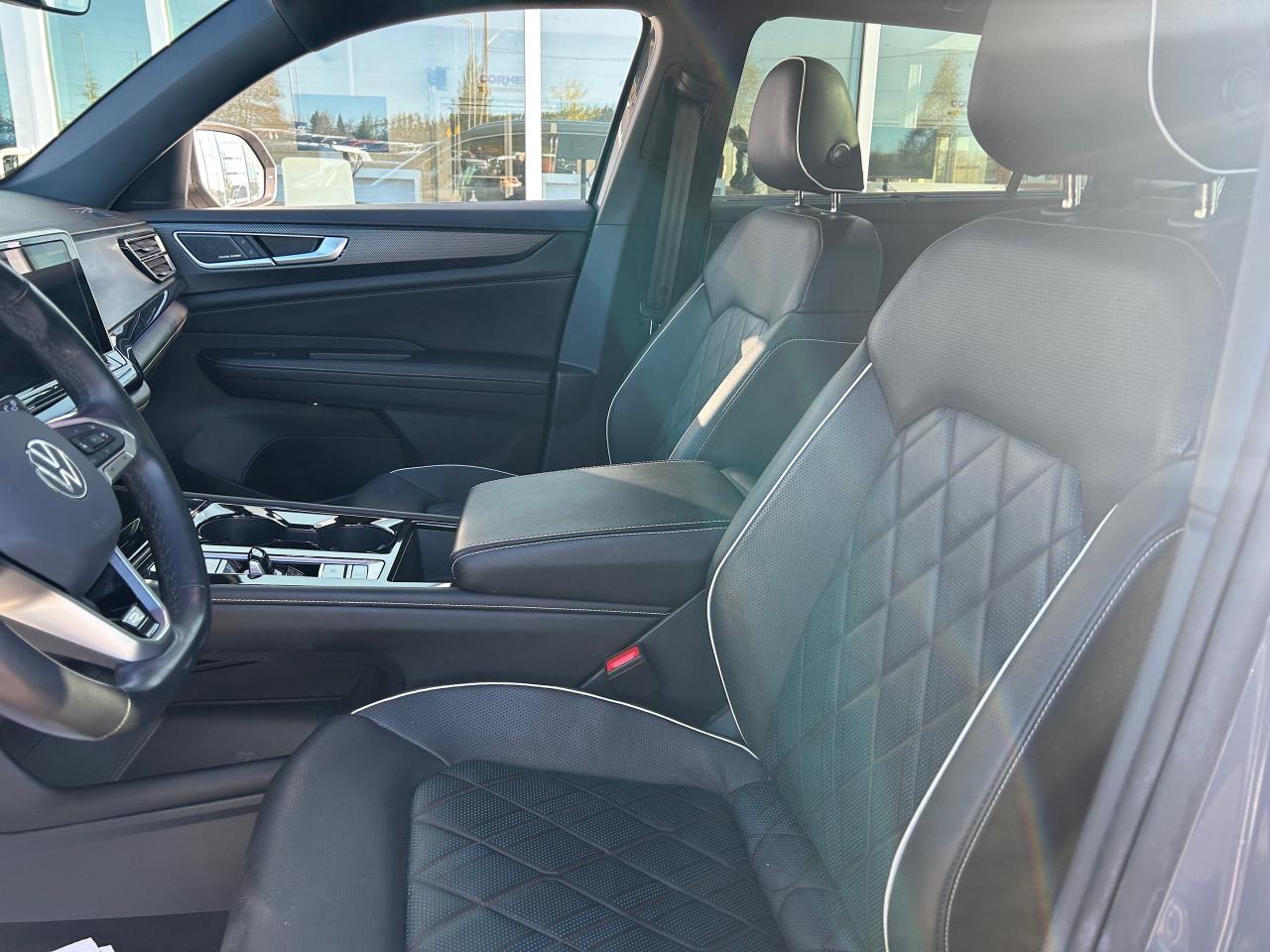 2024 Volkswagen Atlas Cross Sport 2.0 TSI Execline 4dr All-Wheel Drive 4MOTION Photo