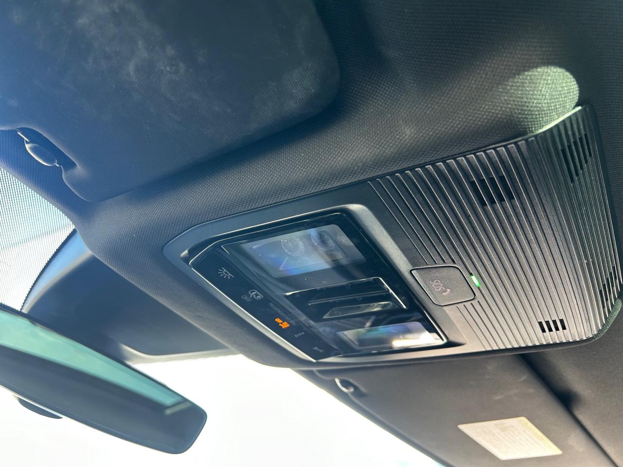 2024 Volkswagen Atlas Cross Sport 2.0 TSI Execline 4dr All-Wheel Drive 4MOTION Photo