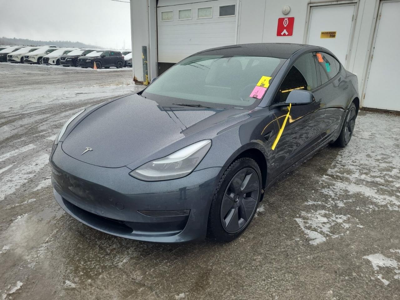 2022 Tesla Model 3 LFP I OVER 100 TESLAS I EVSUPERSTORE.CA Photo0