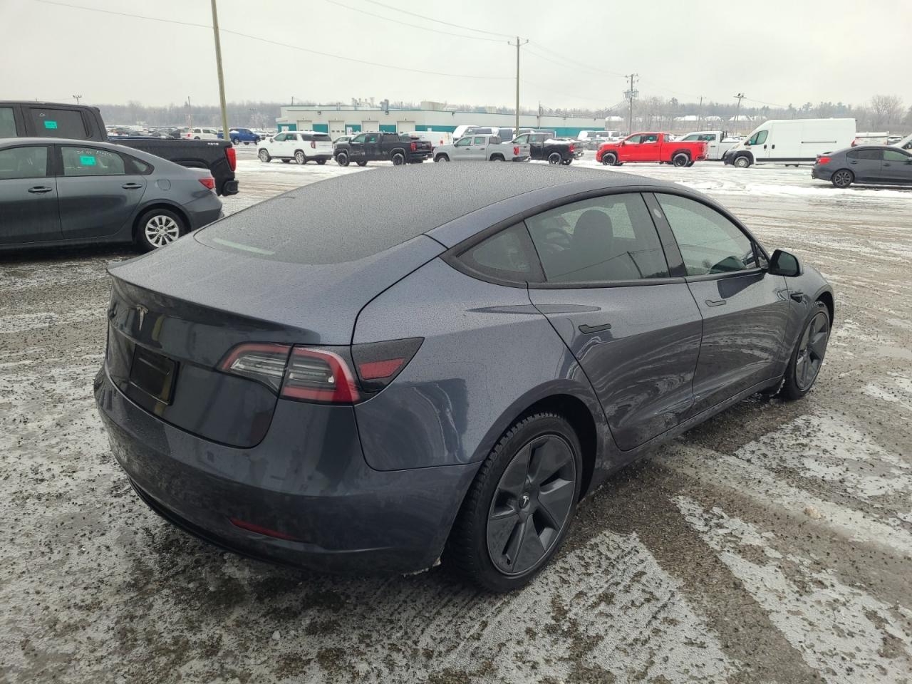 2022 Tesla Model 3 LFP I OVER 100 TESLAS I EVSUPERSTORE.CA Photo3