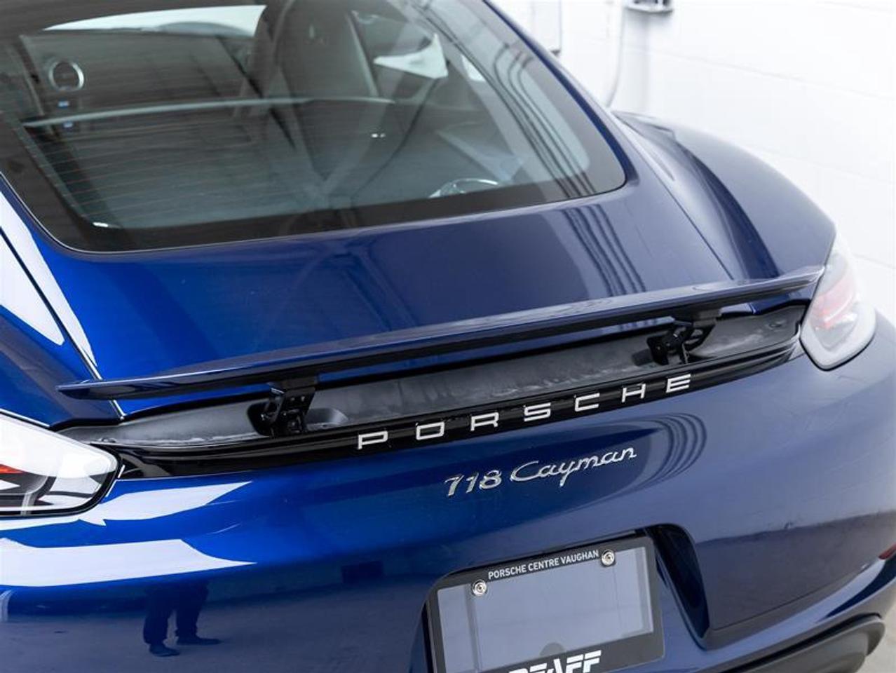 2025 Porsche 718 Cayman  Photo