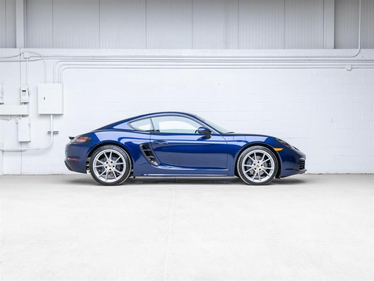 2025 Porsche 718 Cayman  Photo