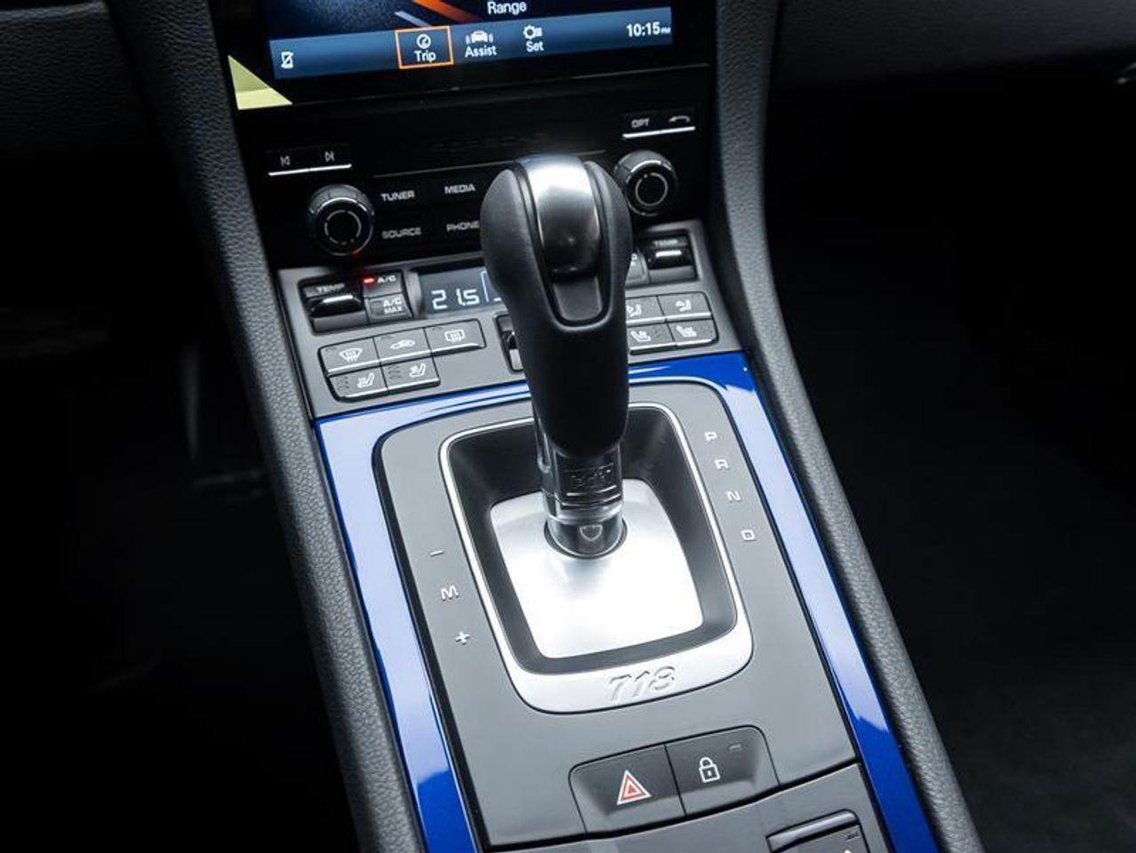 2025 Porsche 718 Cayman  Photo