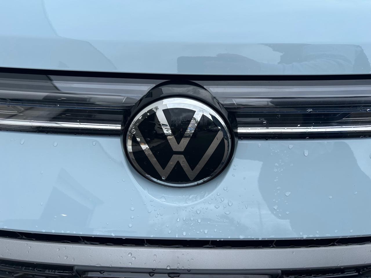 2026 Volkswagen Taos Highline 4dr All-Wheel Drive 4MOTION Photo