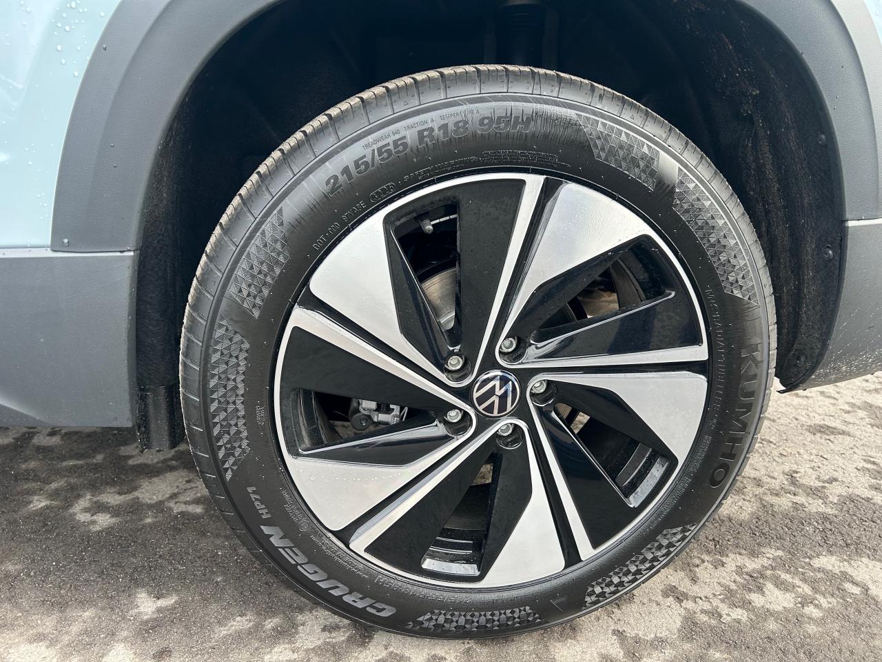 2026 Volkswagen Taos Highline 4dr All-Wheel Drive 4MOTION Photo