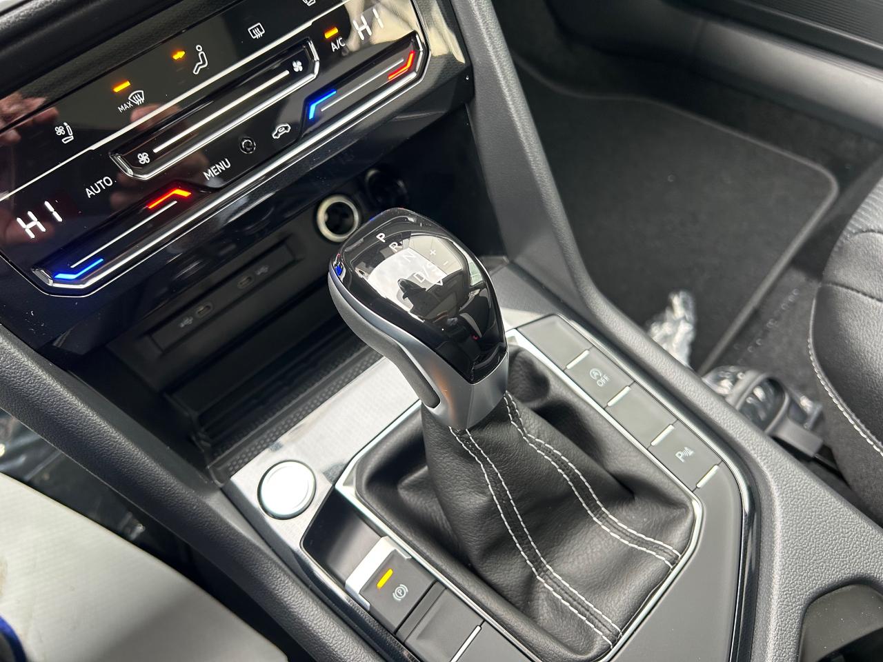 2026 Volkswagen Taos Highline 4dr All-Wheel Drive 4MOTION Photo