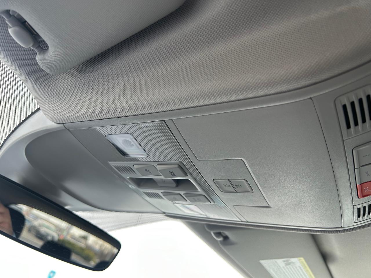 2026 Volkswagen Taos Highline 4dr All-Wheel Drive 4MOTION Photo