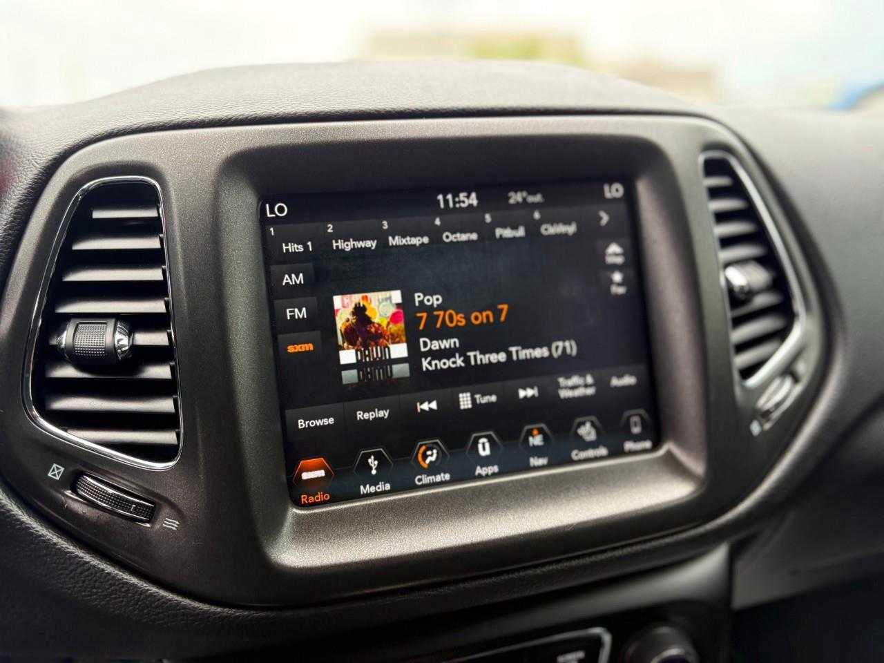 2018 Jeep Compass Trailhawk 4dr 4x4 Photo