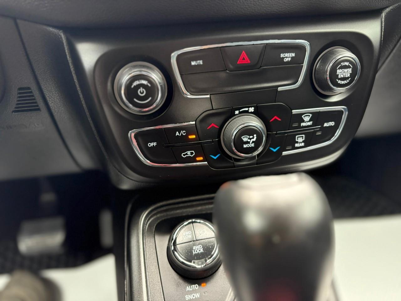 2018 Jeep Compass Trailhawk 4dr 4x4 Photo