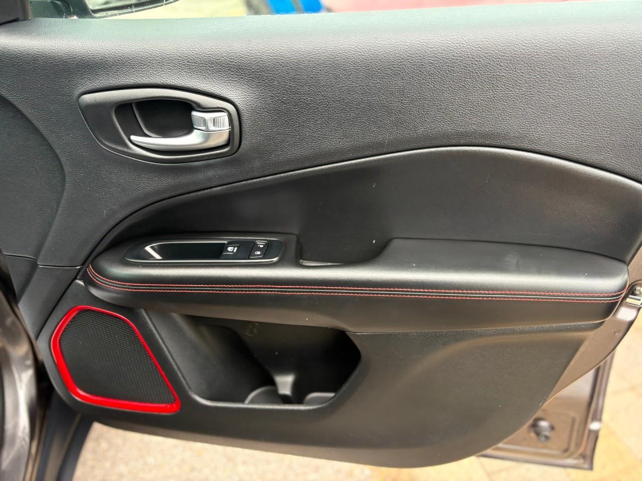 2018 Jeep Compass Trailhawk 4dr 4x4 Photo