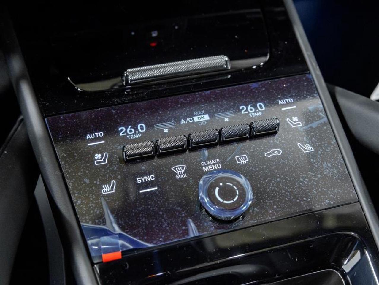 2025 Porsche Cayenne  Photo