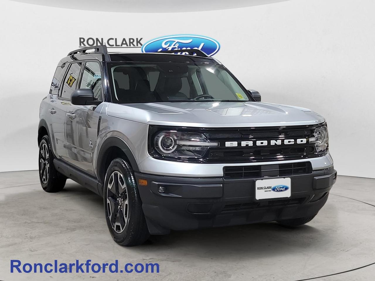 2022 Ford Bronco Sport Outer Banks 4dr 4x4 Photo0