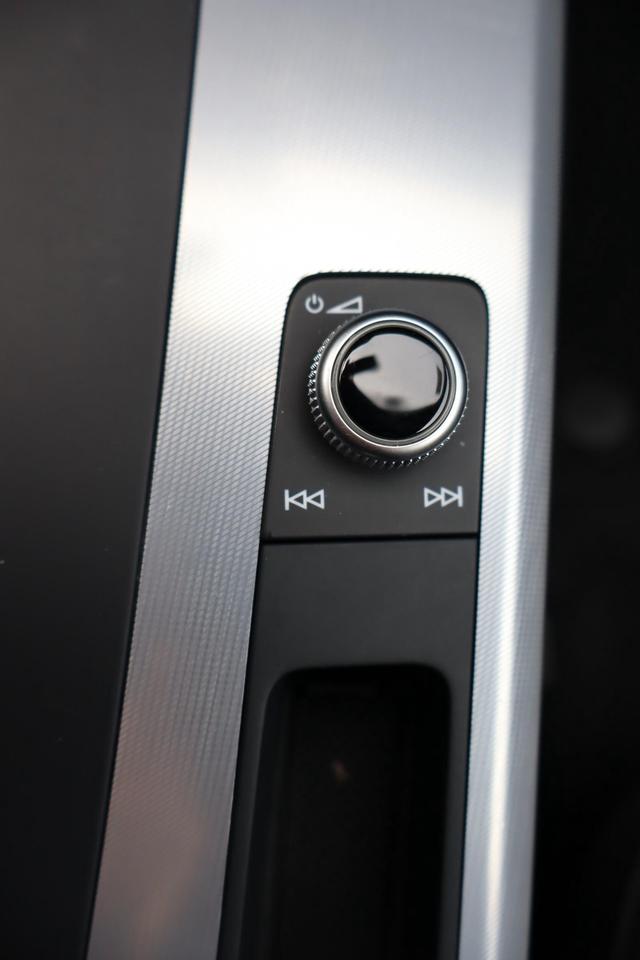 2024 Audi Q5 45 Progressiv 4dr All-Wheel Drive quattro Sport Utility Photo