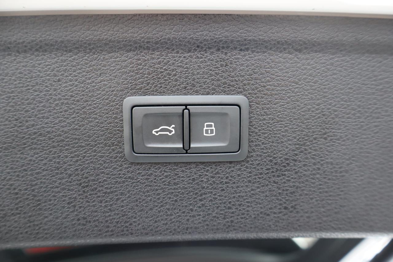 2024 Audi Q5 45 Progressiv 4dr All-Wheel Drive quattro Sport Utility Photo