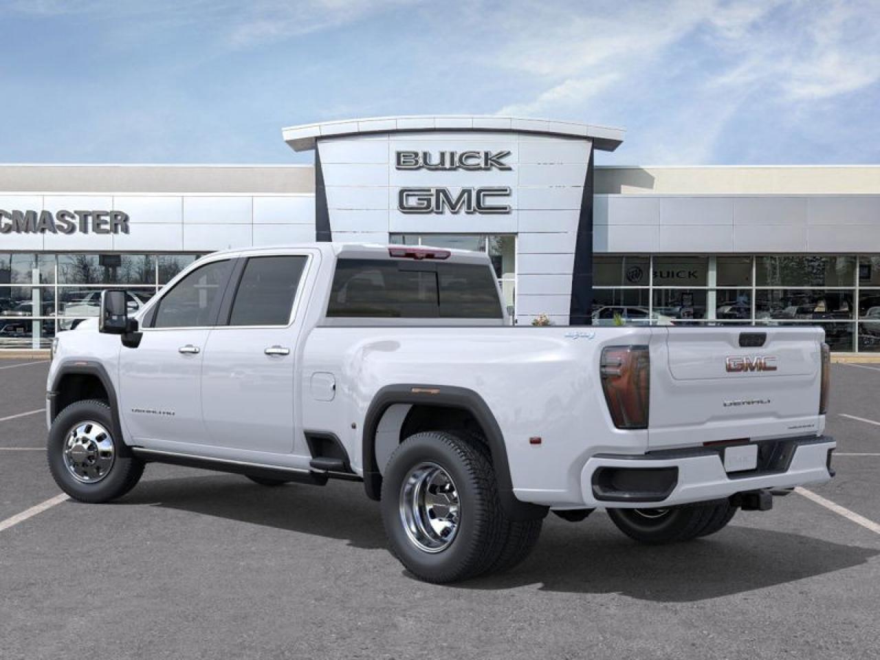 2026 GMC Sierra 3500HD 4WD Crew Cab Long Box Denali Ultimate Photo3