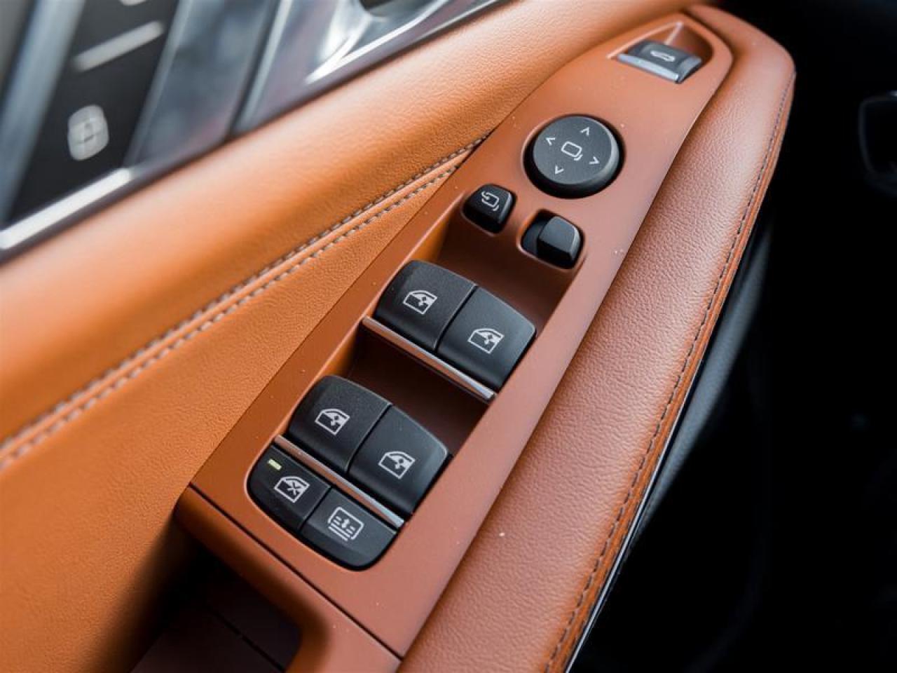 2026 BMW ALPINA XB7 Base 4dr All-Wheel Drive Sports Activity Vehicle Photo