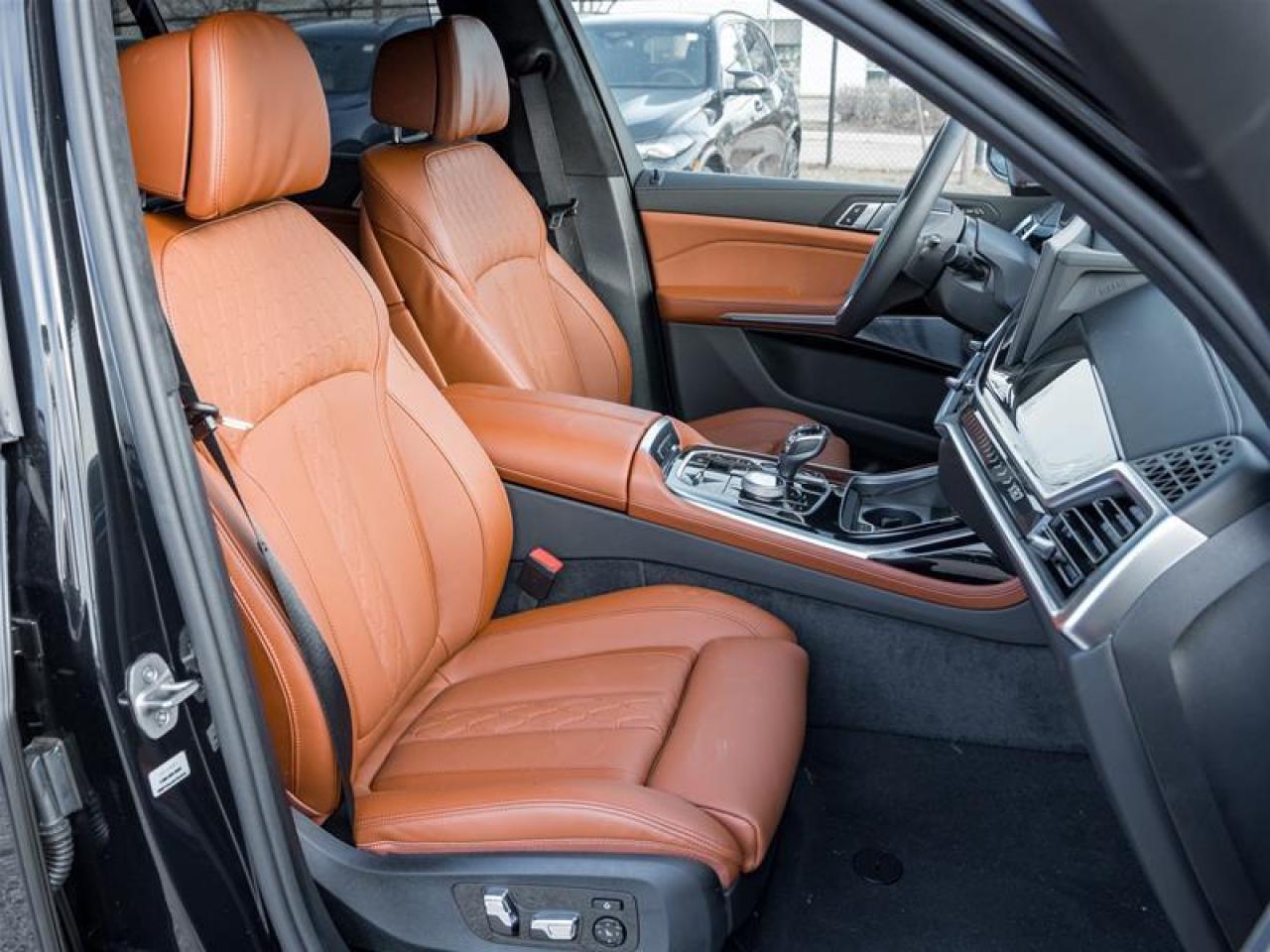 2026 BMW ALPINA XB7 Base 4dr All-Wheel Drive Sports Activity Vehicle Photo