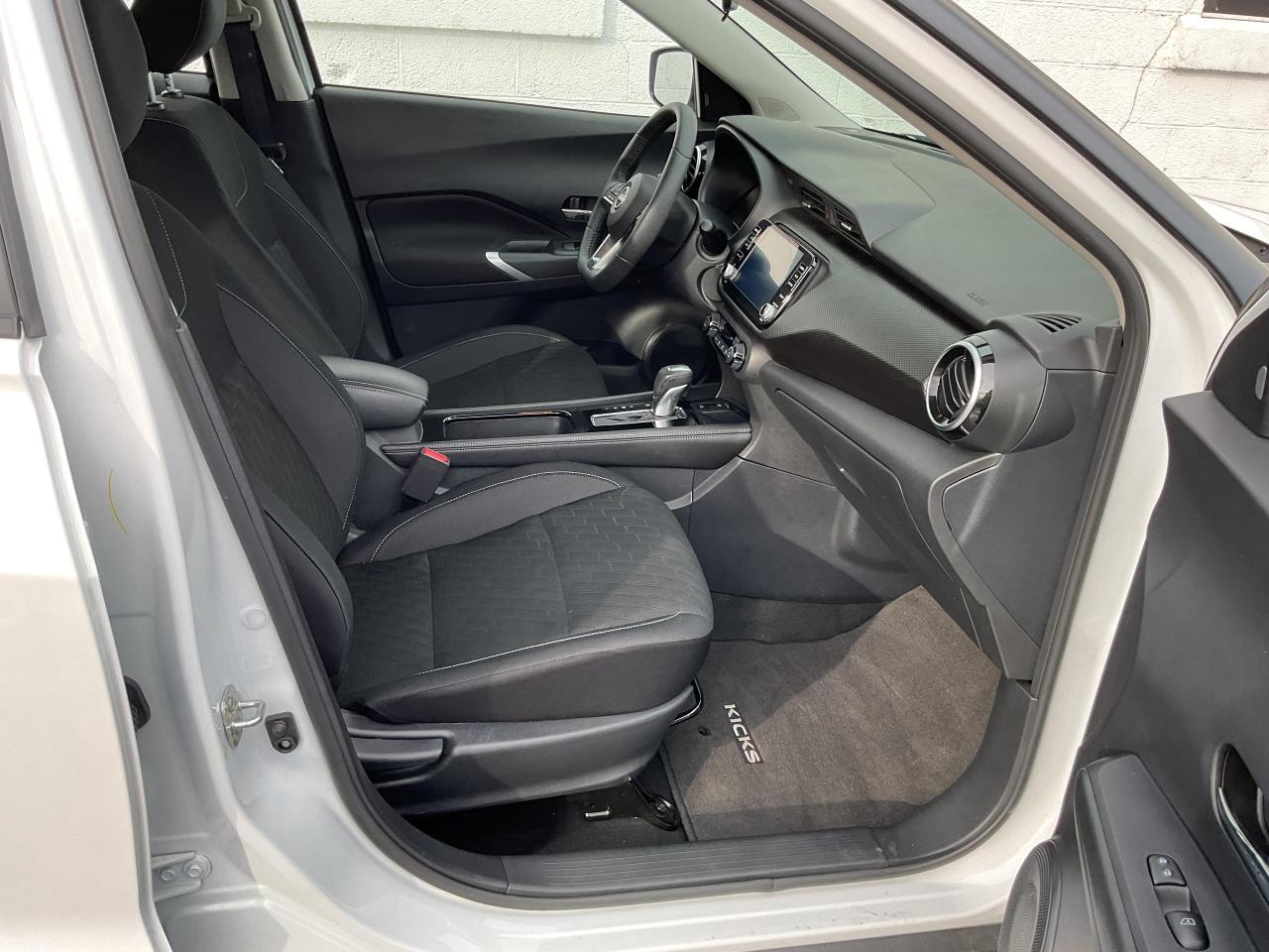 2024 Nissan Kicks SV 4dr Front-Wheel Drive Photo