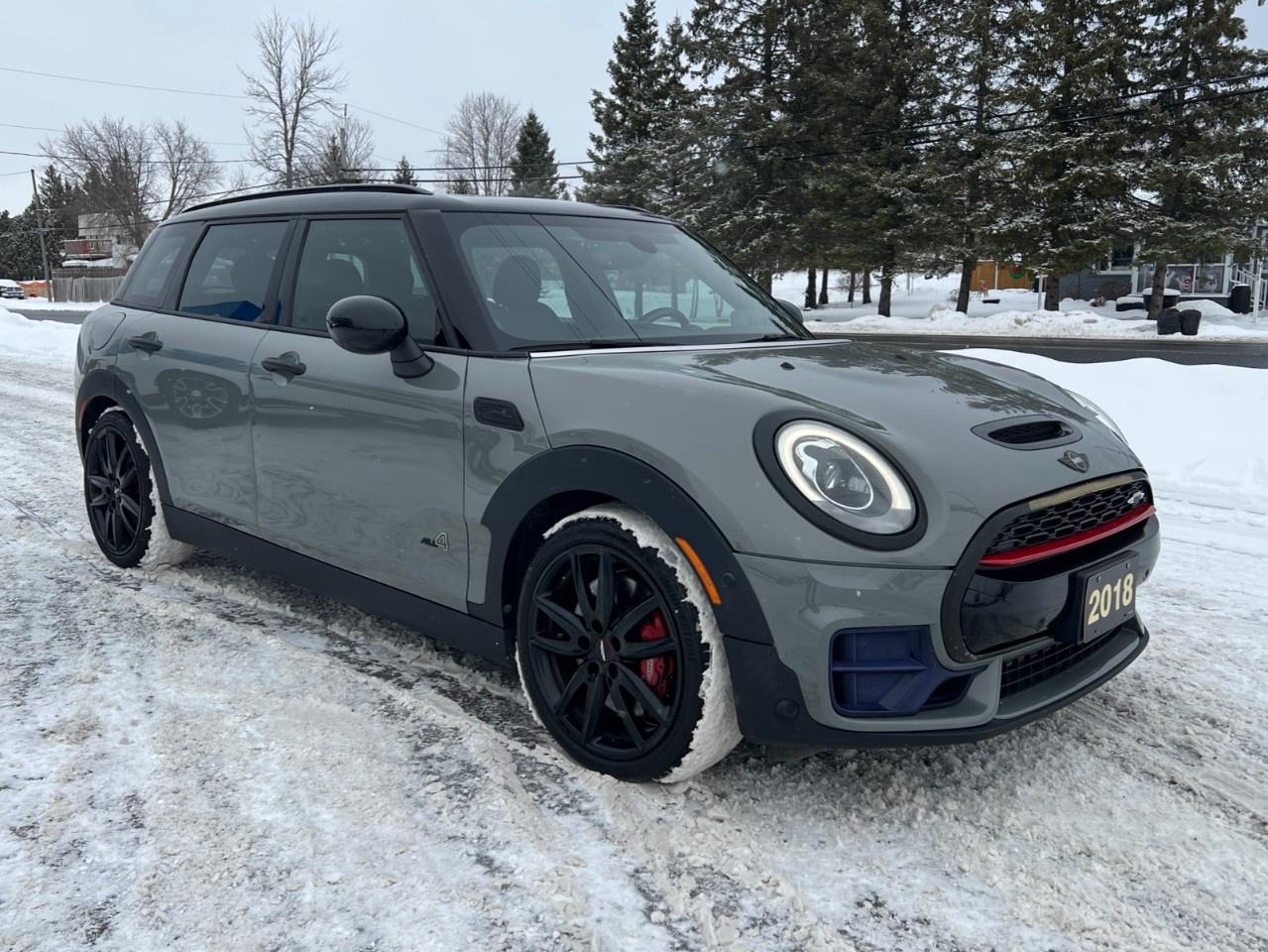 2018 MINI Clubman John Cooper Works ALL4 Photo2