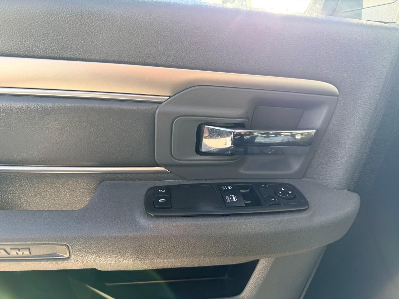 2014 RAM 3500 2WD Regular Cab 8 Ft Box ST Photo