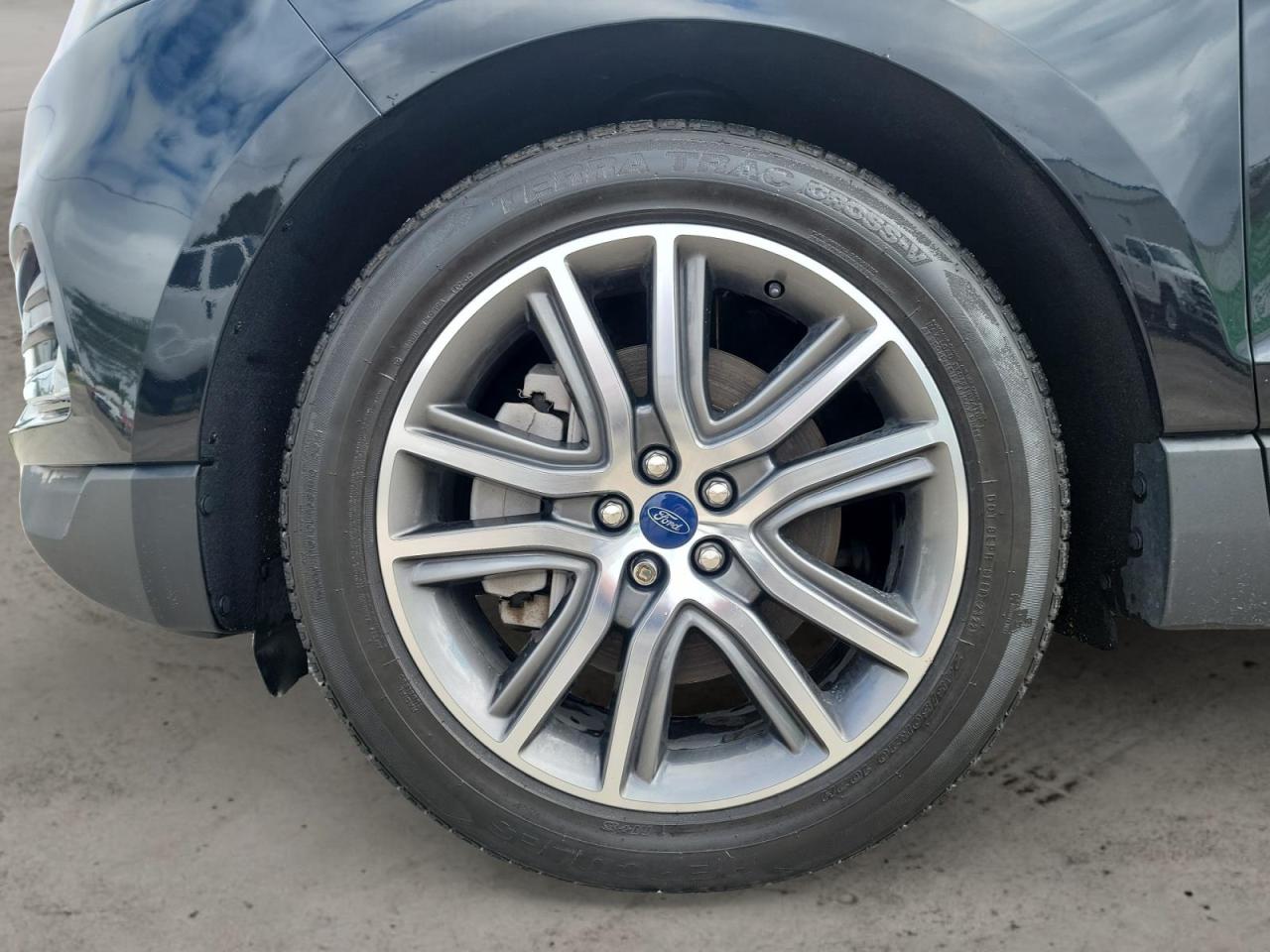 2021 Ford Edge TITANIUM 4DR ALL-WHEEL DRIVE Photo