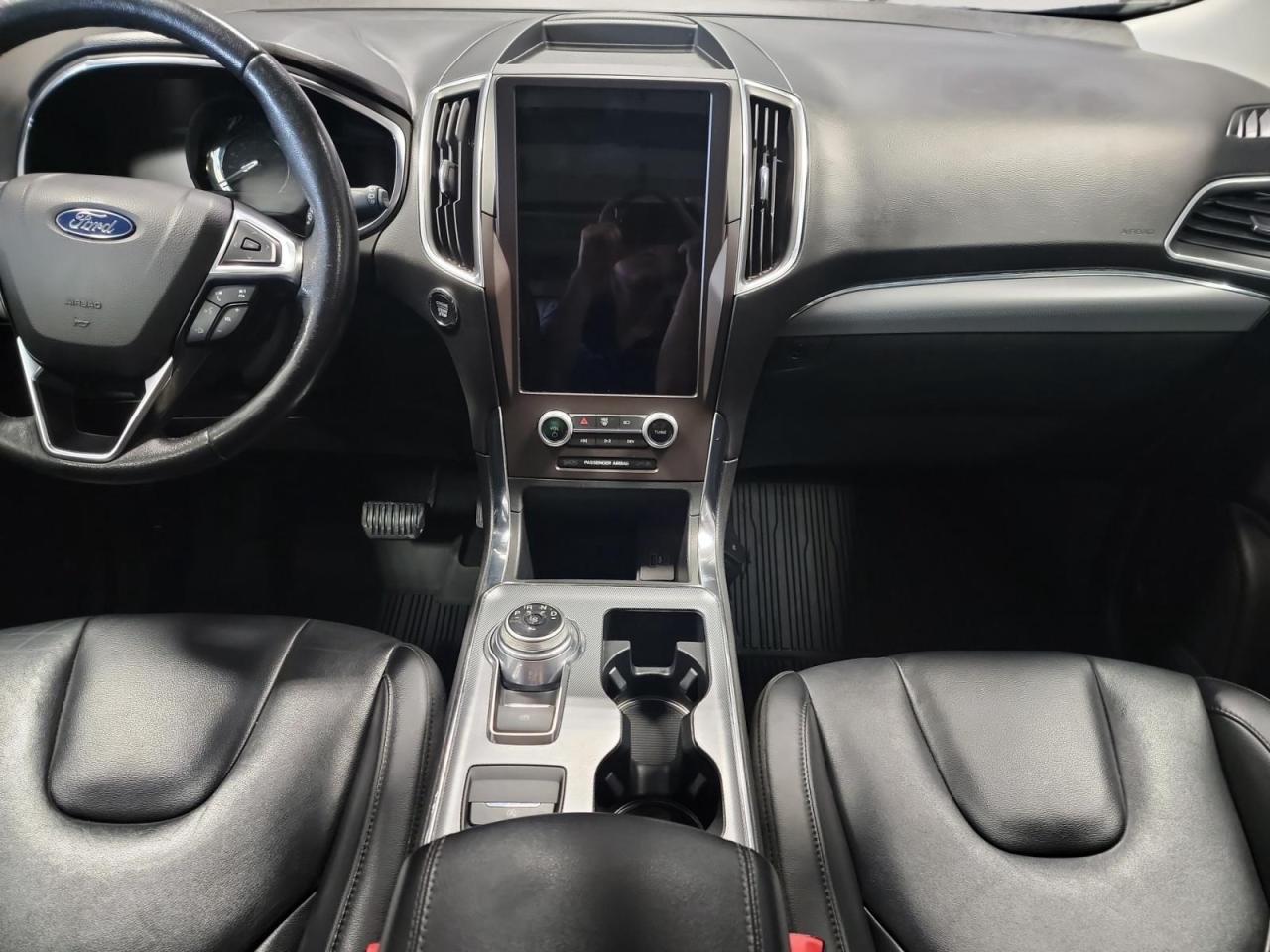 2021 Ford Edge TITANIUM 4DR ALL-WHEEL DRIVE Photo