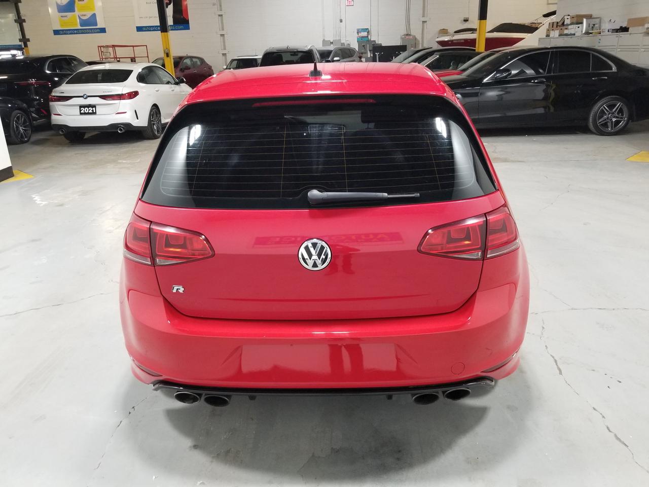 2017 Volkswagen Golf R 2.0 TSI (DSG) 4dr All-Wheel Drive 4MOTION Hatchback Photo