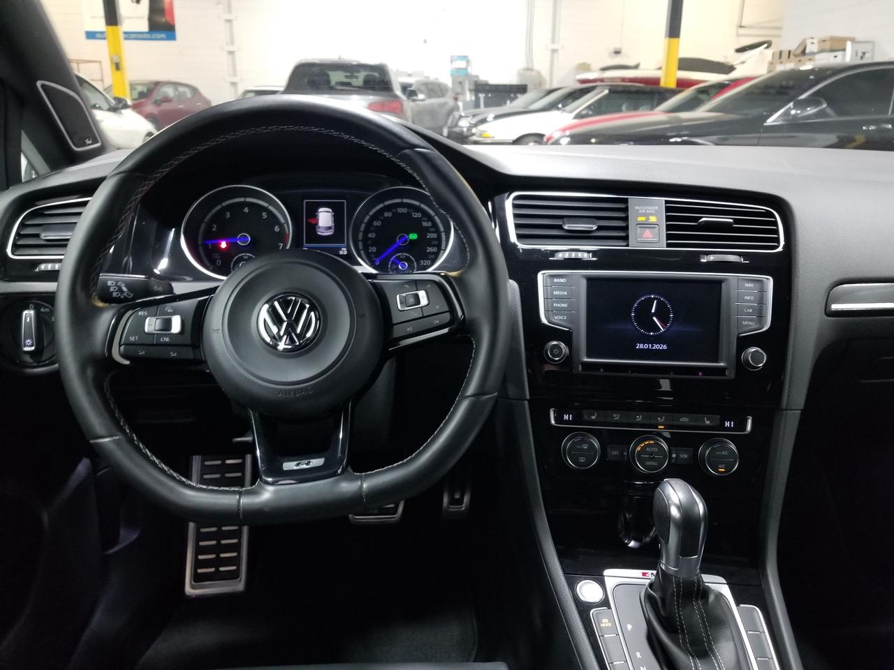 2017 Volkswagen Golf R 2.0 TSI (DSG) 4dr All-Wheel Drive 4MOTION Hatchback Photo