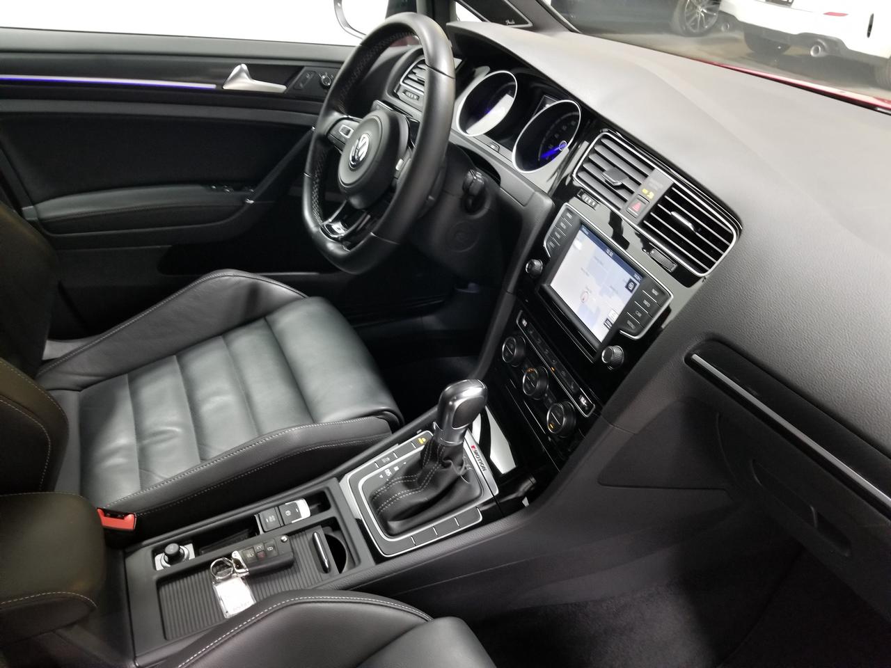 2017 Volkswagen Golf R 2.0 TSI (DSG) 4dr All-Wheel Drive 4MOTION Hatchback Photo