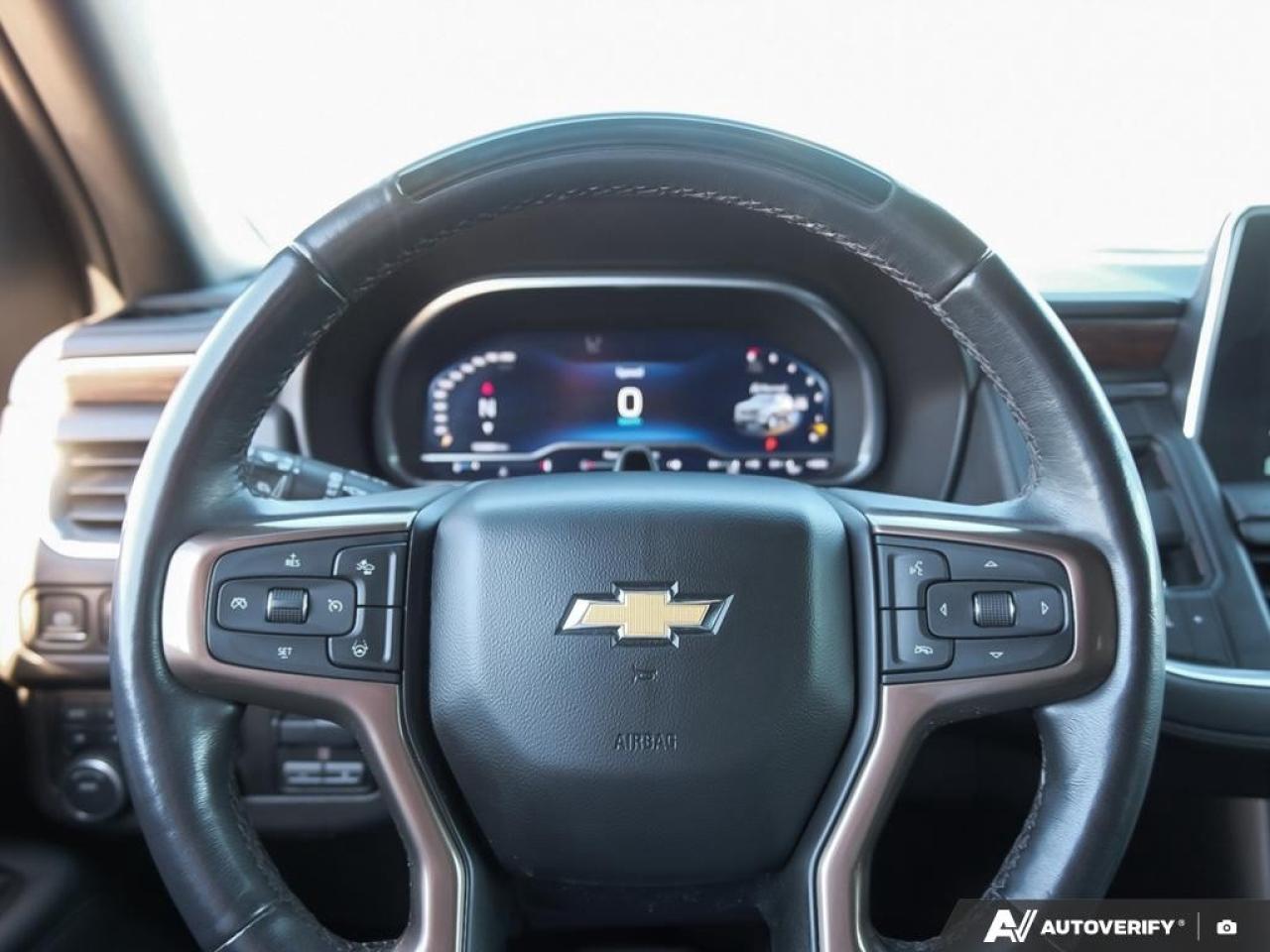 2023 Chevrolet Suburban 4WD 4dr High Country Photo